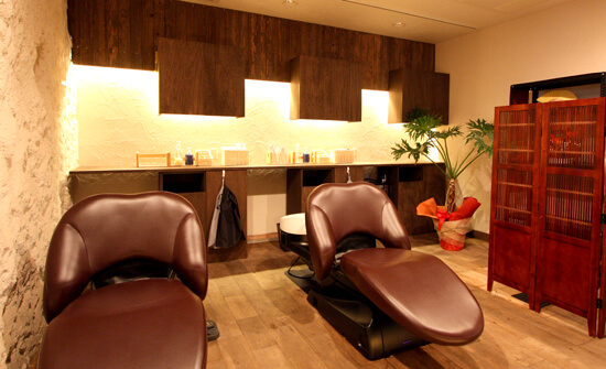 店舗デザイン　群馬県高崎市　内装　什器/家具工事